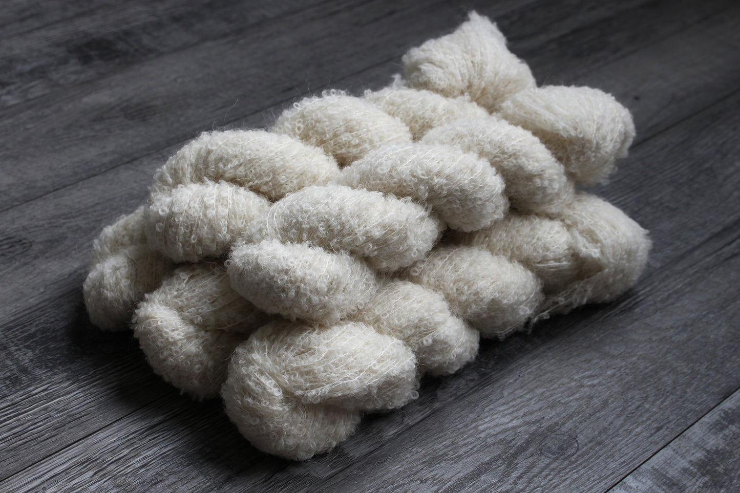 Llama Boucle Worsted