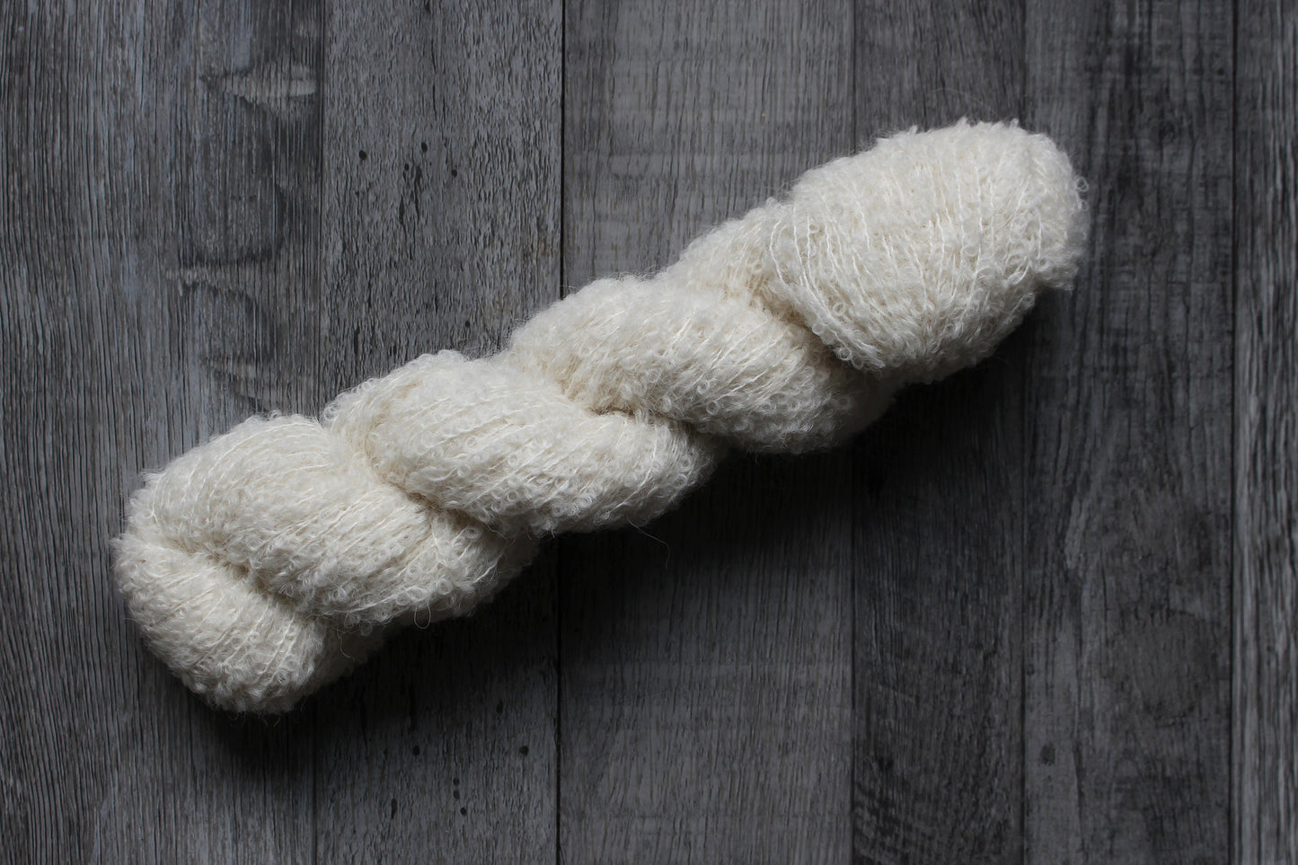 Llama Boucle Worsted