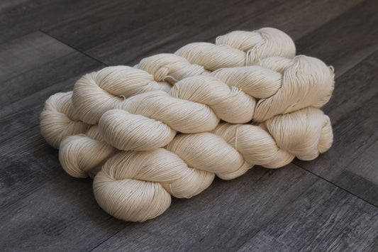 Undyed Wool Alpaca Silk Fingering