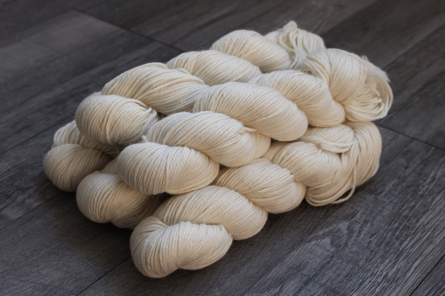 Undyed Wool Alpaca Silk Worsted