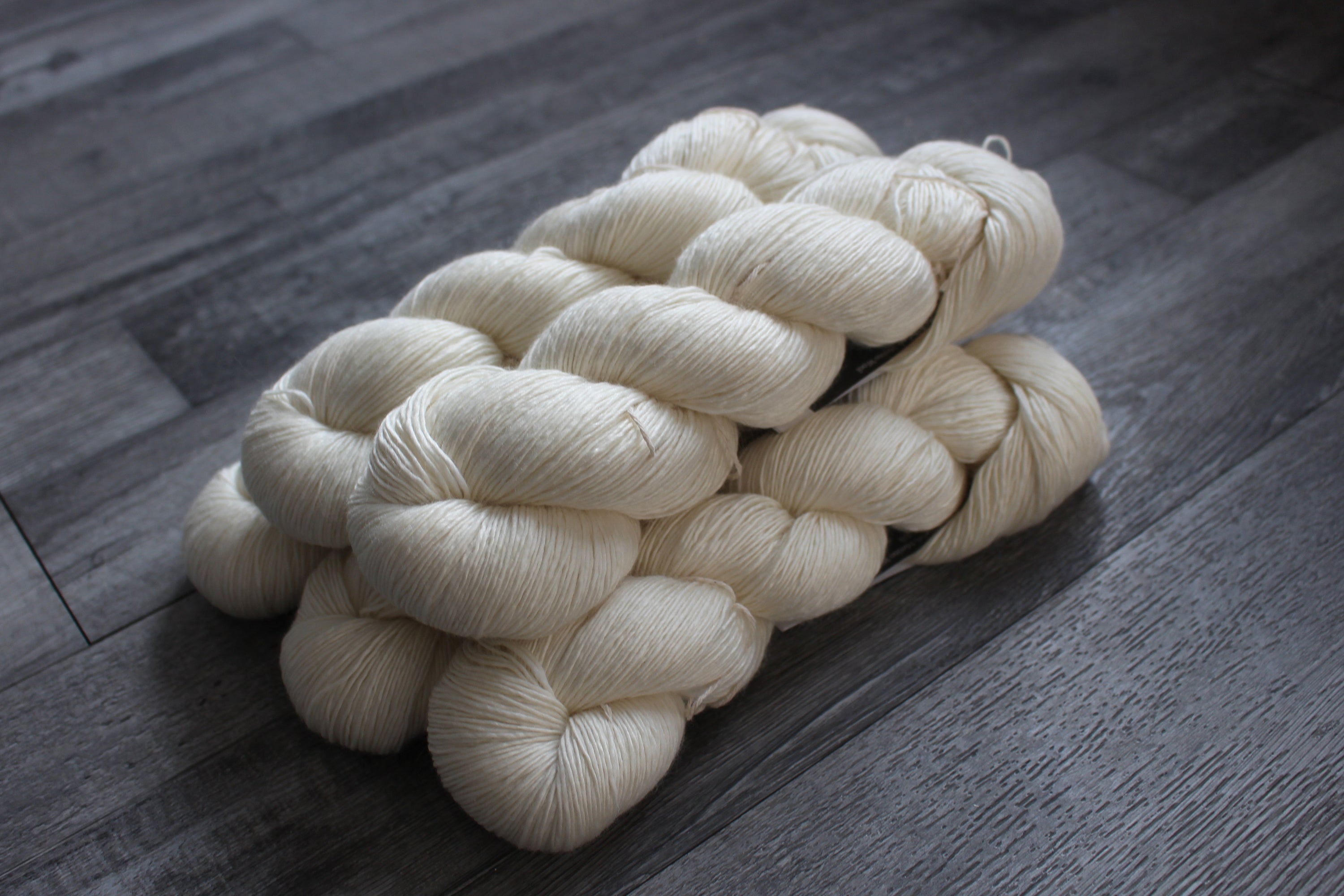 Undyed natural color yarns for hand dyeing/Superwash Merino Wool Canad ...