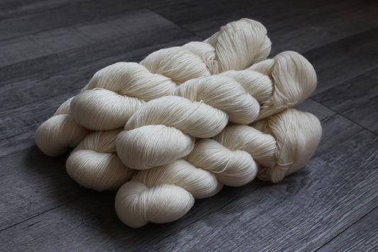 Superwash  Economy Fingering 4 Ply