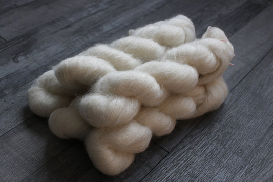 Women's merino wool/silk lace trim shorts - Nature - Dilling